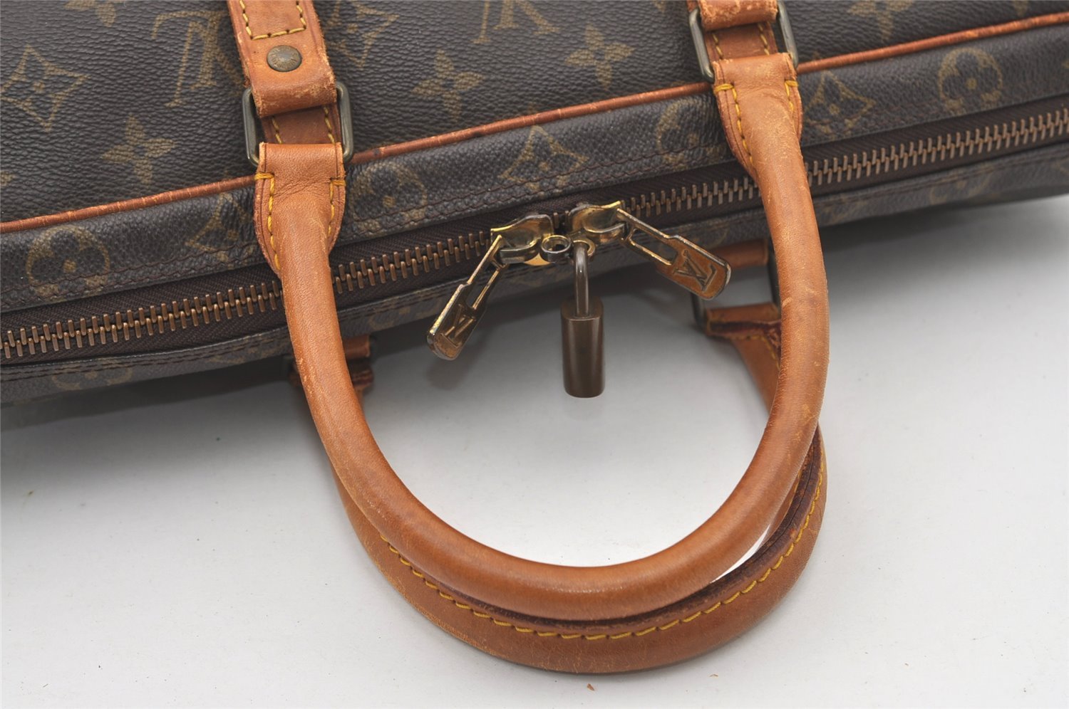 Authentic Louis Vuitton Monogram Porte Documents Voyage M53361 Briefcase 2900J