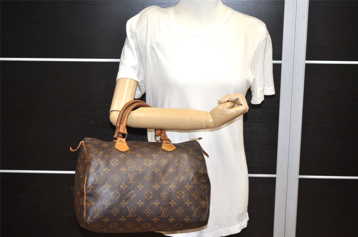 Authentic Louis Vuitton Monogram Speedy 30 Hand Boston Bag M41526 LV 2904K