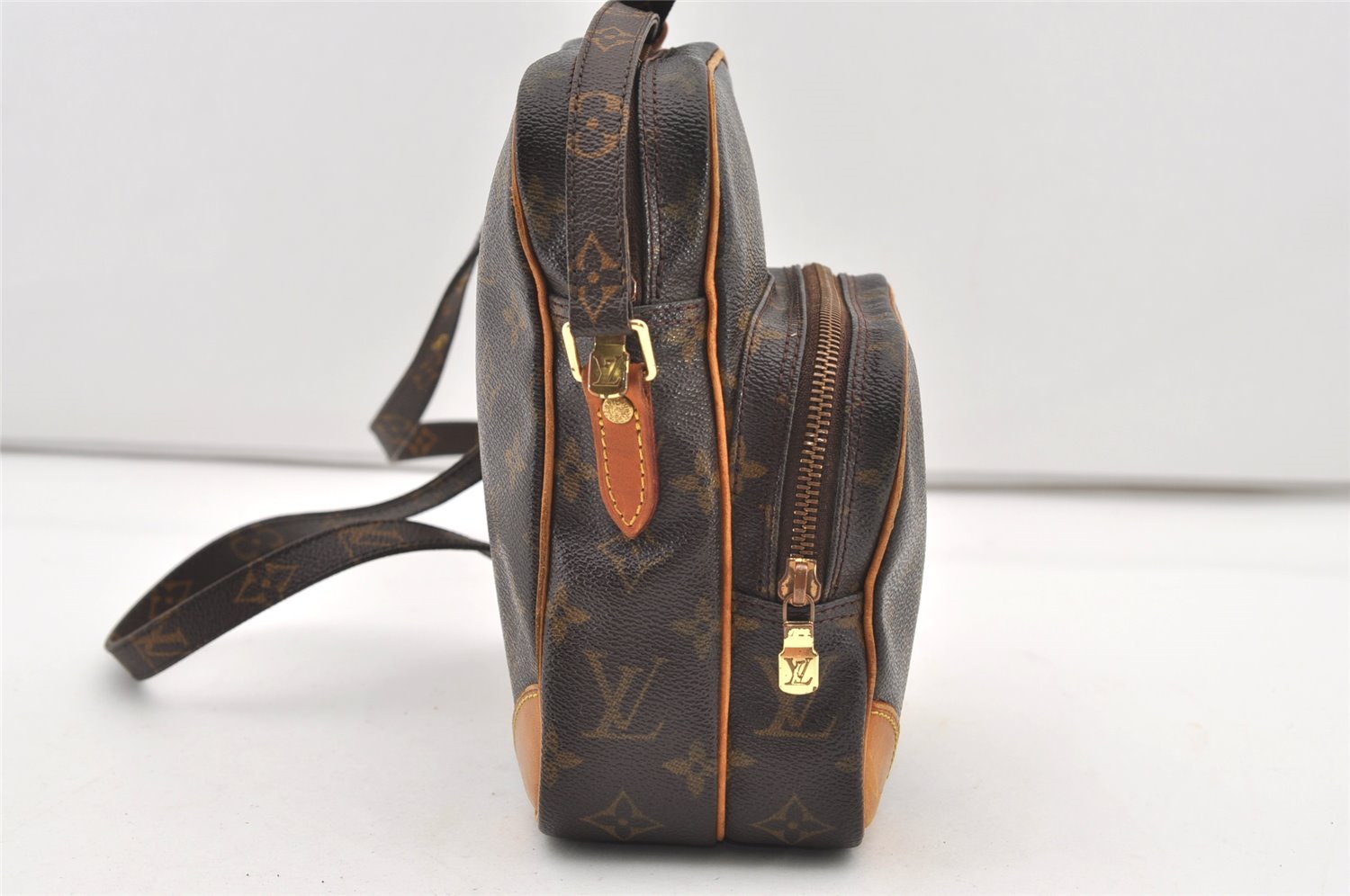 Authentic Louis Vuitton Monogram Amazone Shoulder Cross Body Bag M45236 LV 2906J