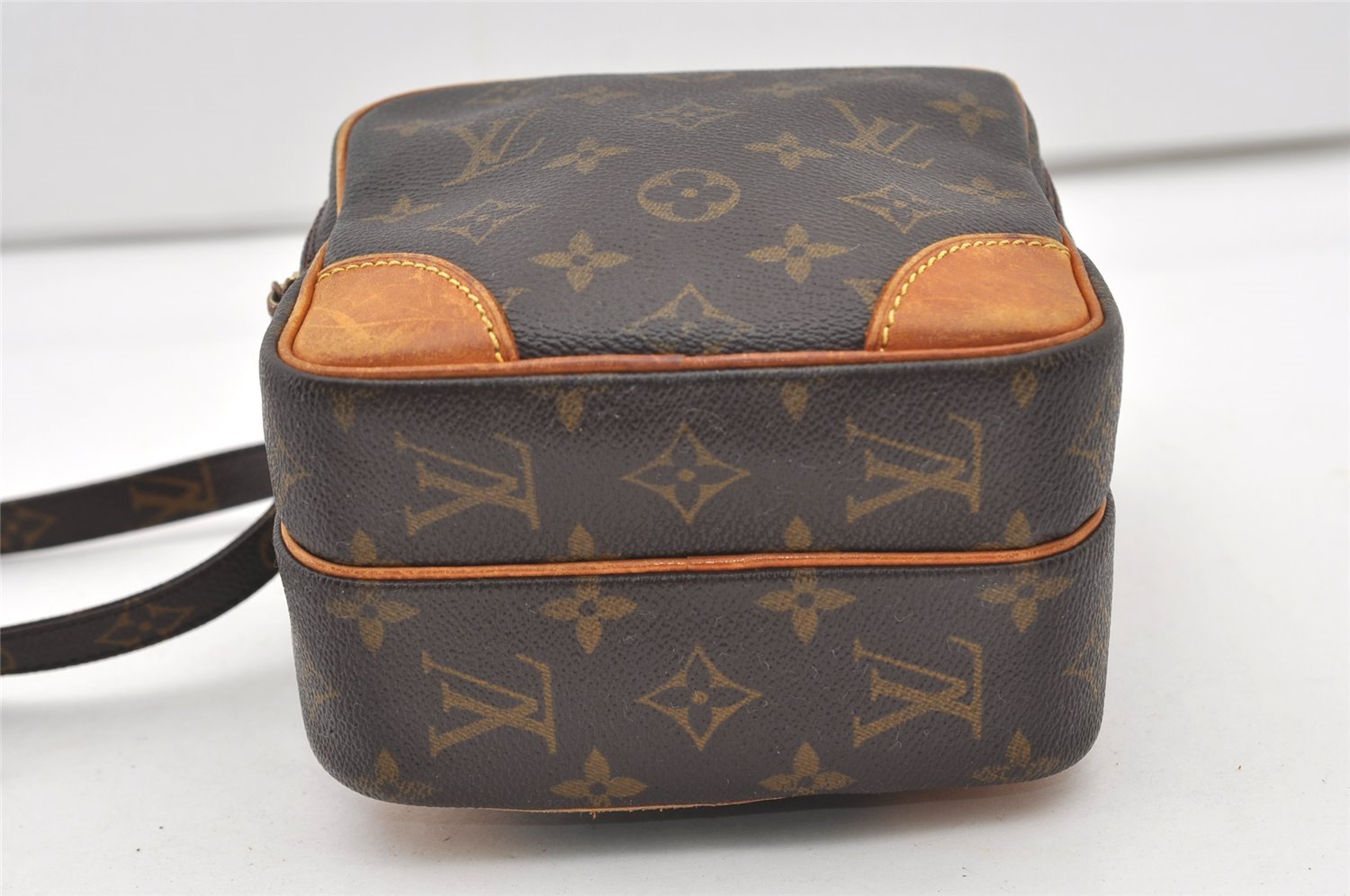 Authentic Louis Vuitton Monogram Amazone Shoulder Cross Body Bag M45236 LV 2906J