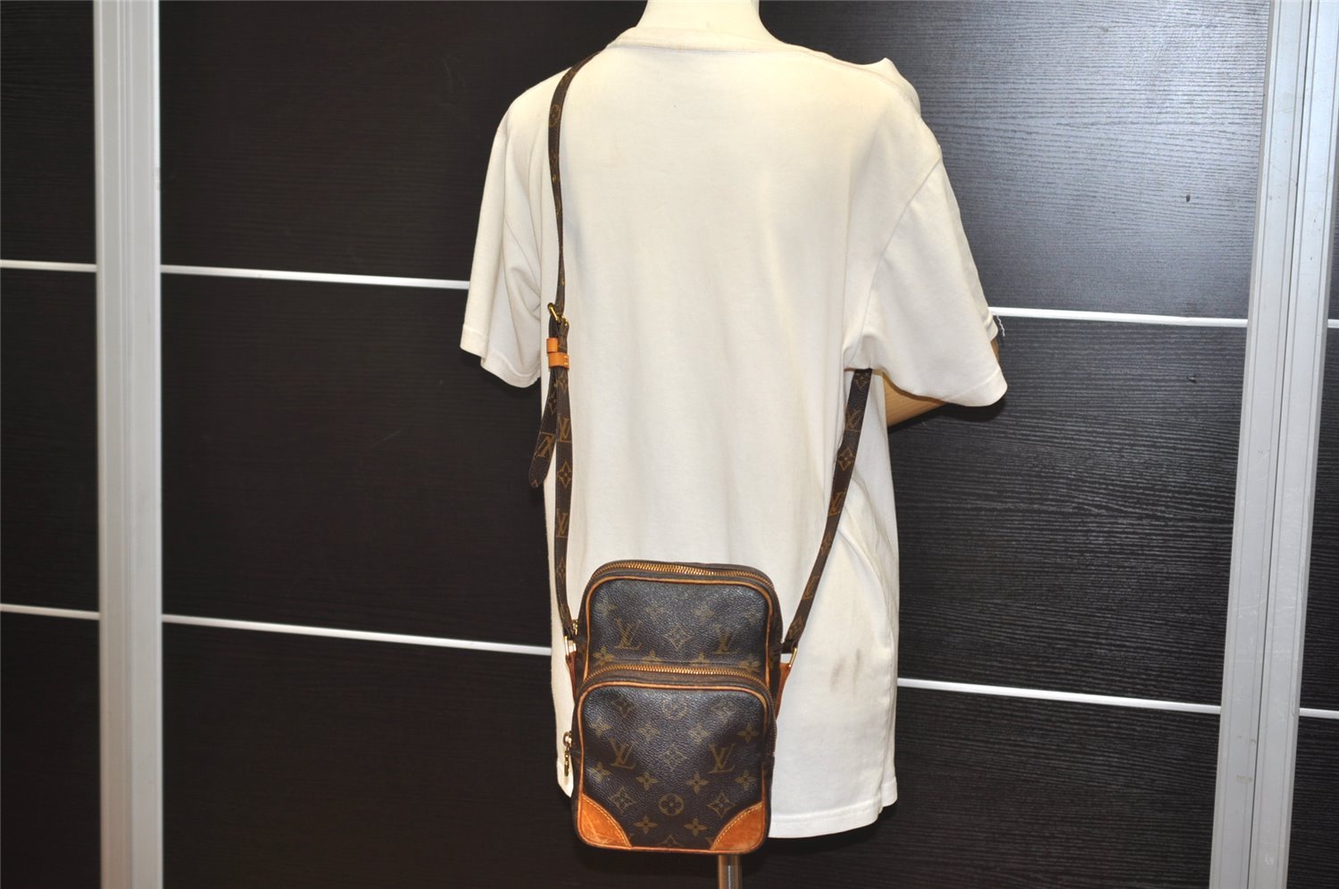 Authentic Louis Vuitton Monogram Amazone Shoulder Cross Body Bag M45236 LV 2906J