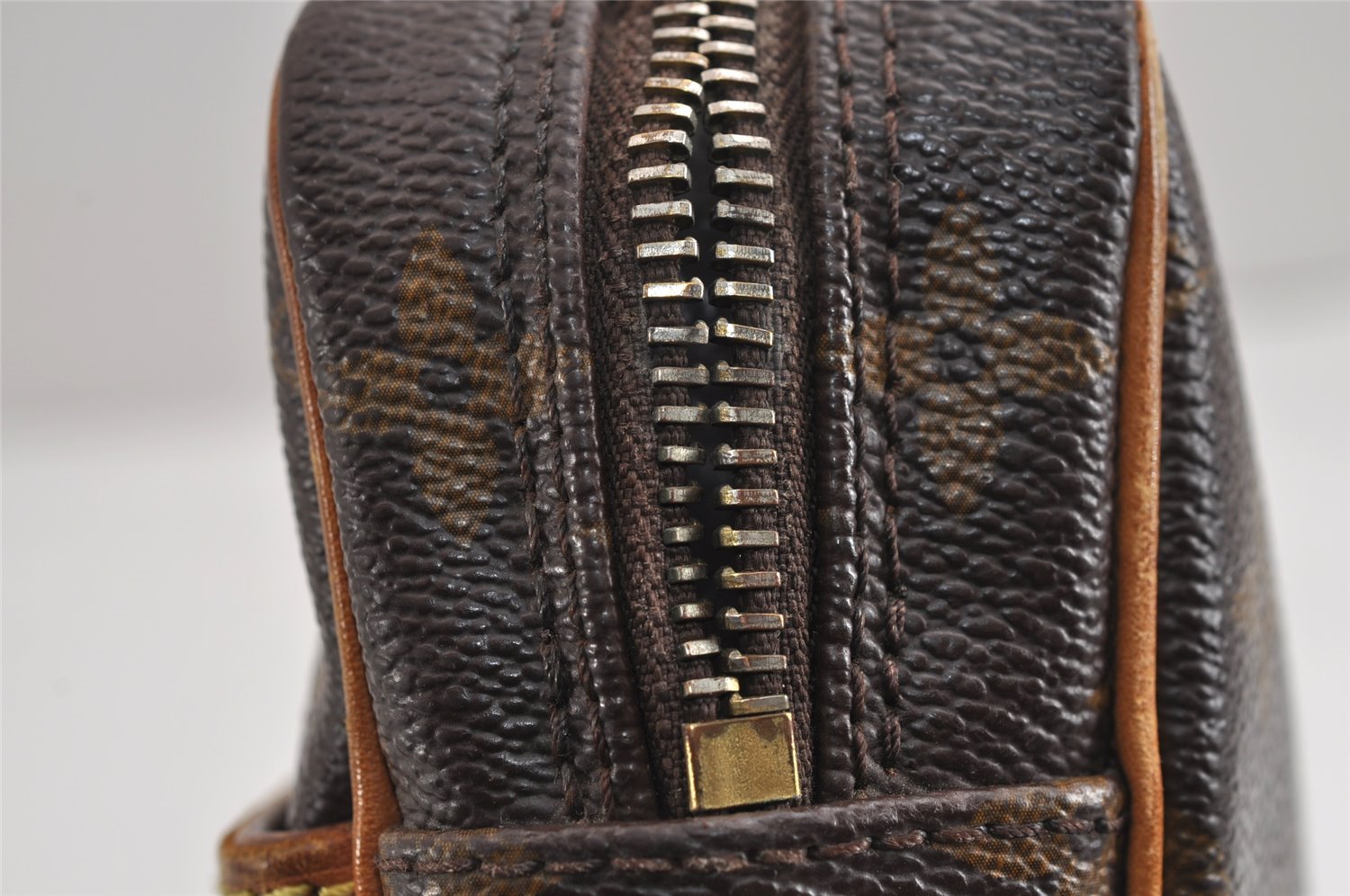 Authentic Louis Vuitton Monogram Danube Shoulder Crossbody Bag M45266 Junk 2907J