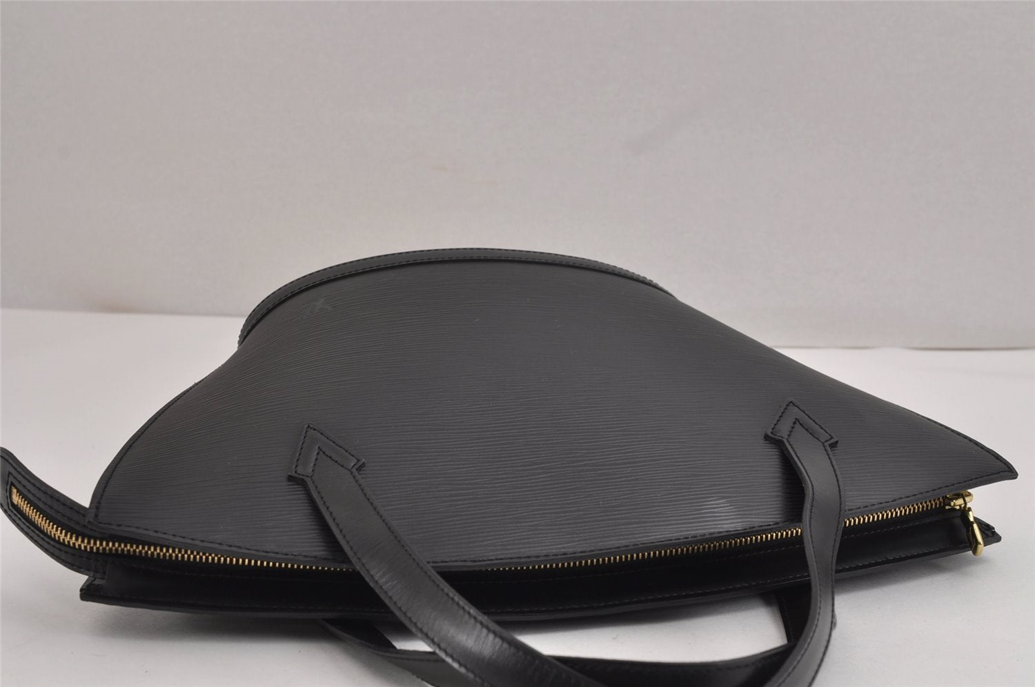 Authentic Louis Vuitton Epi Saint Jacques Hand Bag Black M52272 LV 2908J