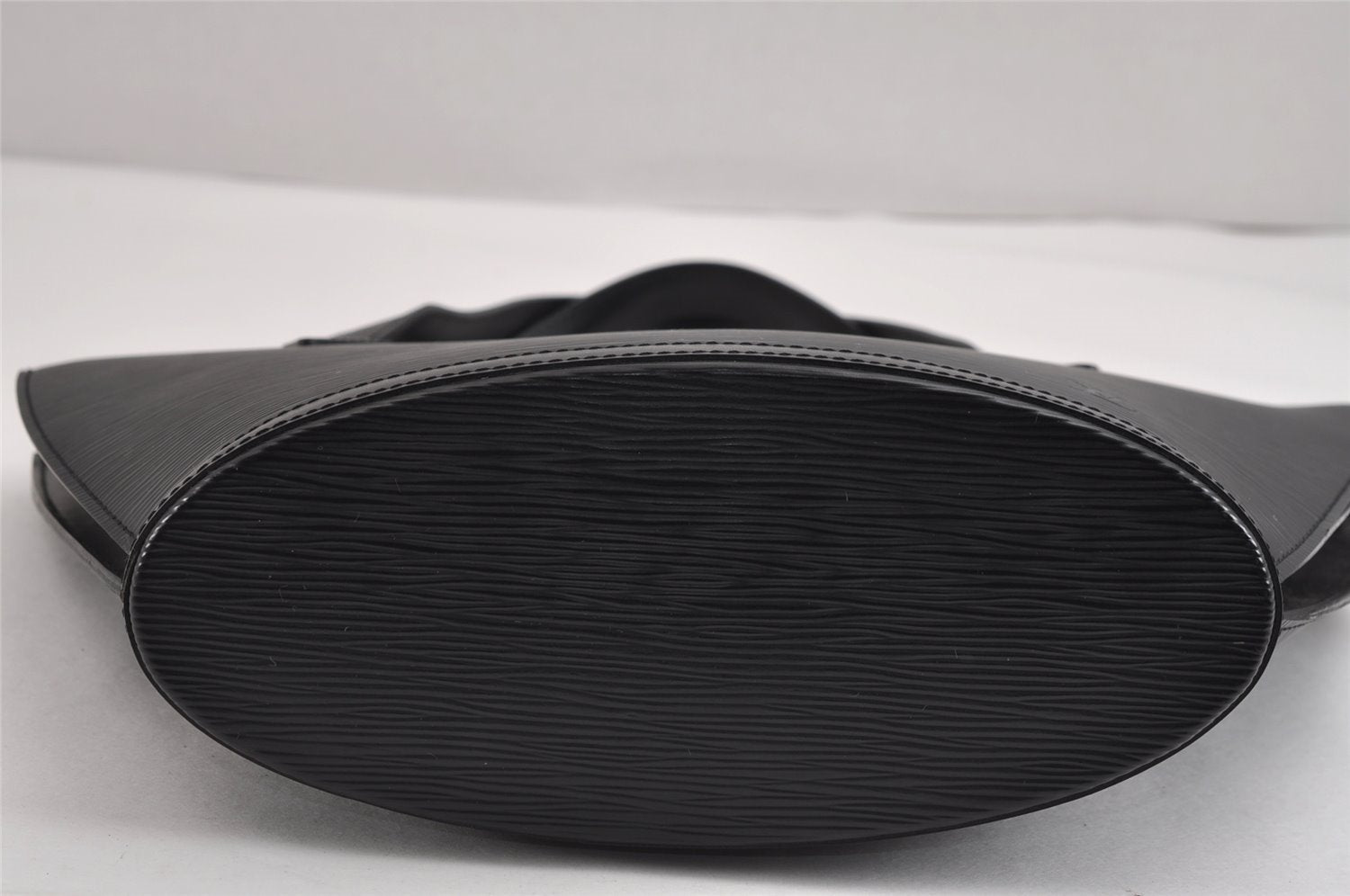 Authentic Louis Vuitton Epi Saint Jacques Hand Bag Black M52272 LV 2908J