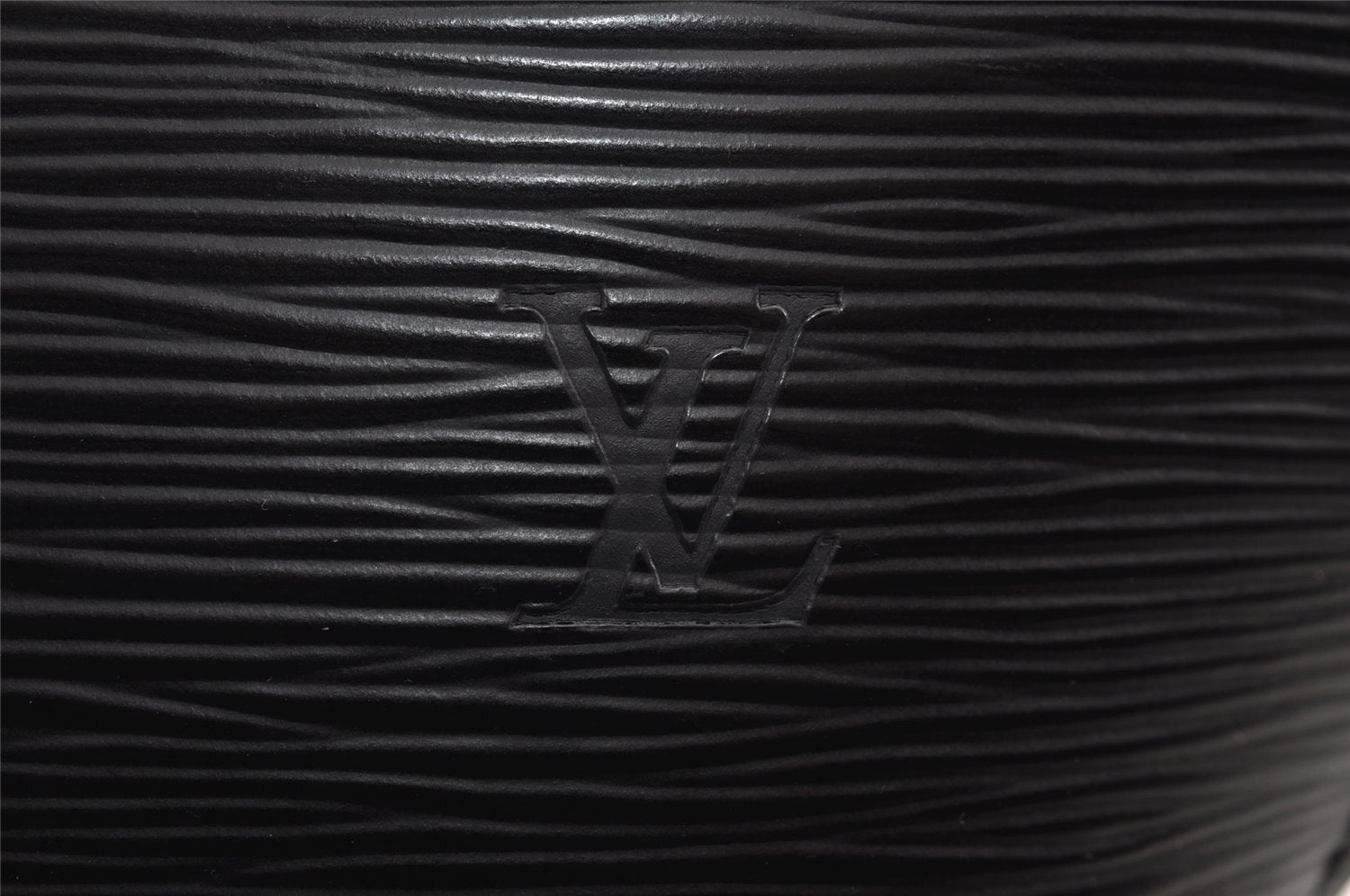 Authentic Louis Vuitton Epi Saint Jacques Hand Bag Black M52272 LV 2908J