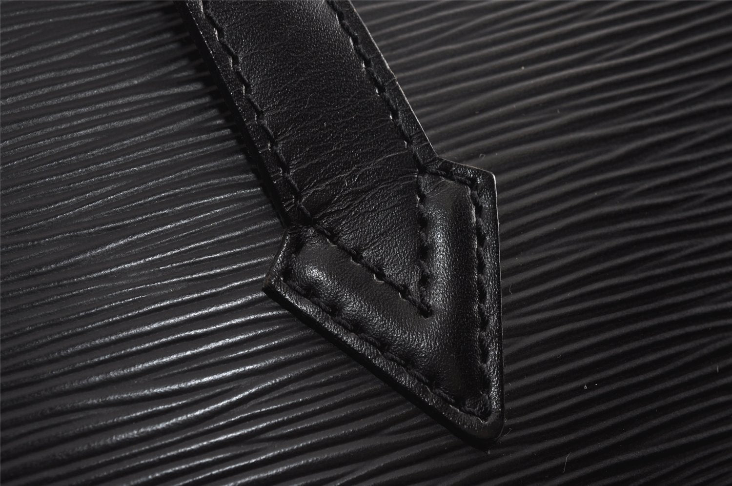 Authentic Louis Vuitton Epi Saint Jacques Hand Bag Black M52272 LV 2908J