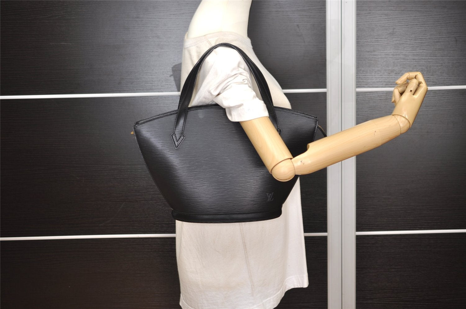 Authentic Louis Vuitton Epi Saint Jacques Hand Bag Black M52272 LV 2908J