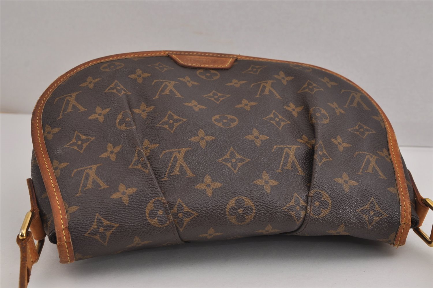 Authentic Louis Vuitton Monogram Menilmontant PM M40474 Shoulder Cross Bag 2909J