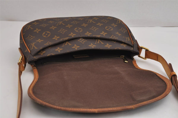 Authentic Louis Vuitton Monogram Menilmontant PM M40474 Shoulder Cross Bag 2909J