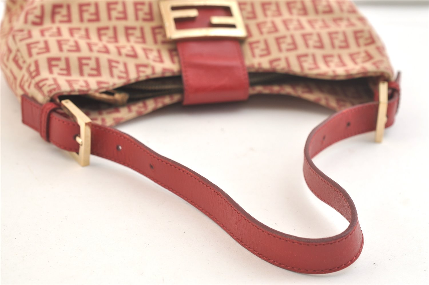 Authentic FENDI Zucchino Shoulder Hand Bag Purse Canvas Leather Red 2910K