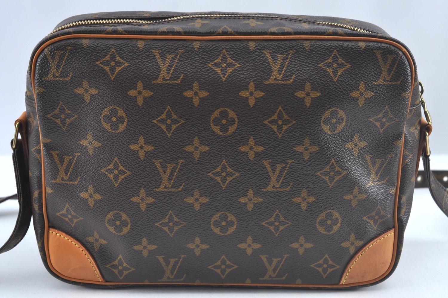 Authentic Louis Vuitton Monogram Nile Shoulder Cross Body Bag M45244 LV 2911J