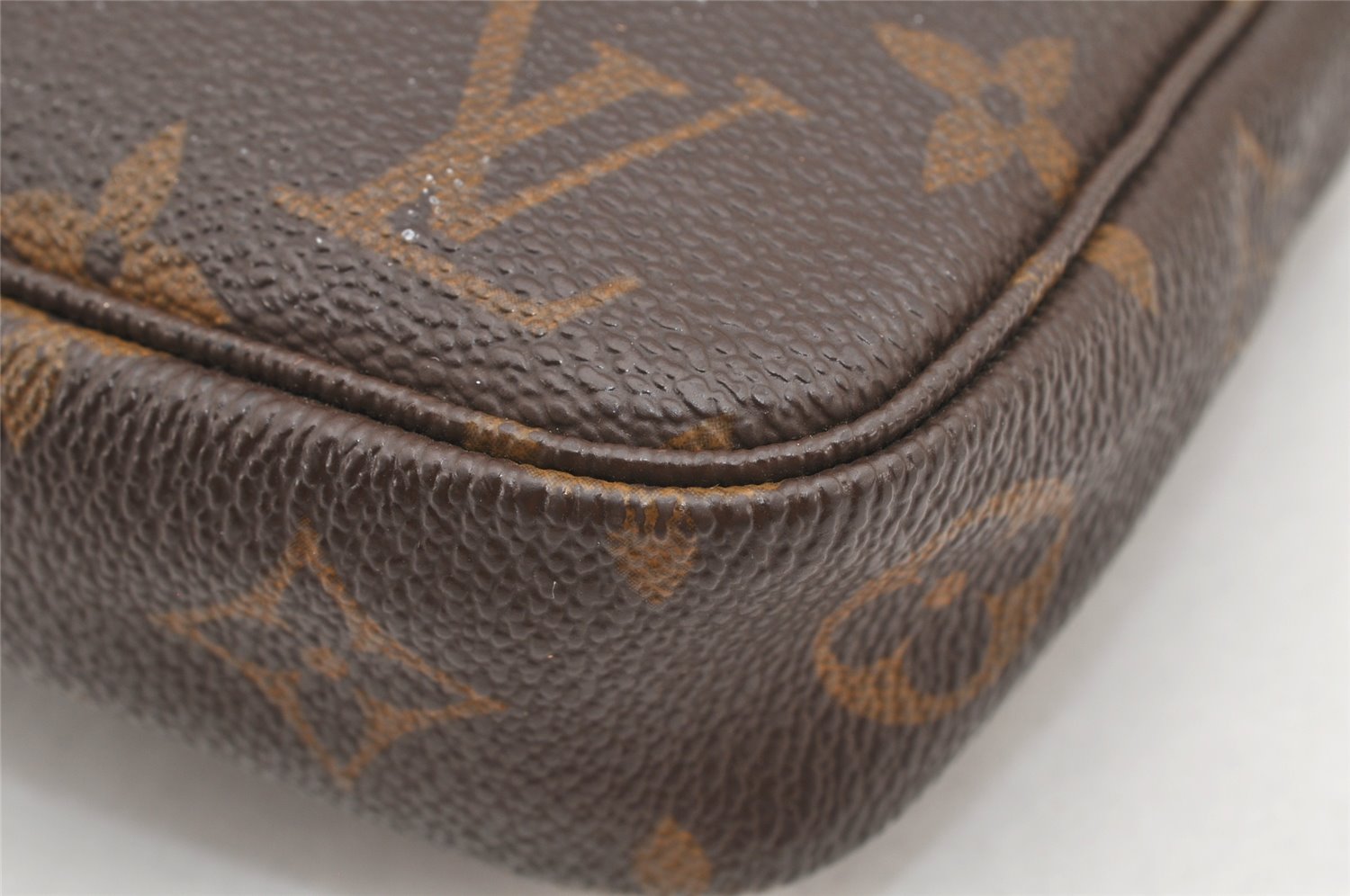Authentic Louis Vuitton Monogram Pochette Accessoires Pouch M51980 LV 2918K