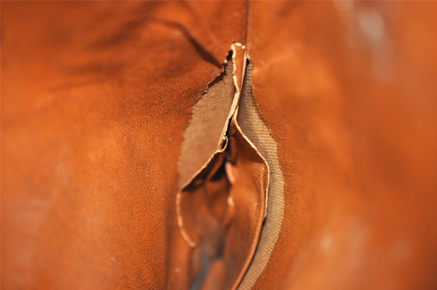 Authentic Louis Vuitton Monogram Poche Plate Documents Case M53522 LV 2927I