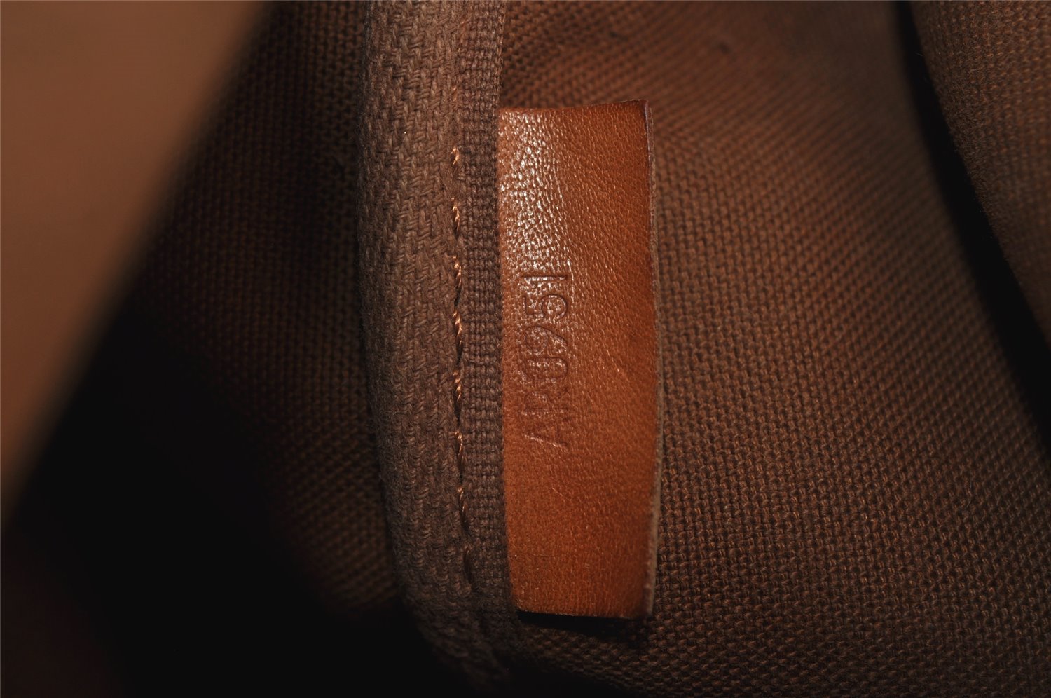 Authentic Louis Vuitton Monogram Saumur 35 Shoulder Cross Bag M42254 Junk 2928I