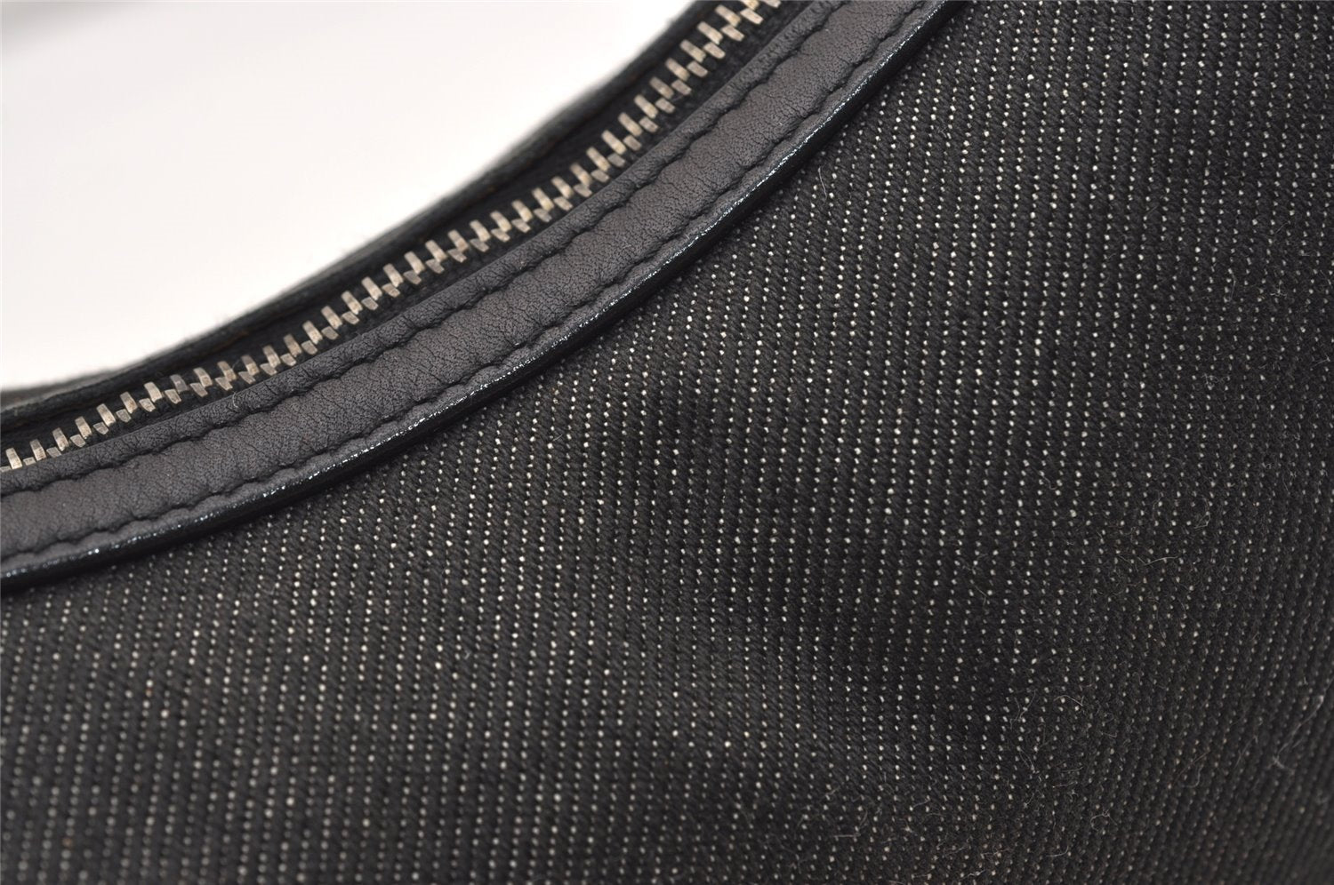 Authentic GUCCI Web Sherry Line Shoulder Bag Canvas Leather 01233 Black 2931J