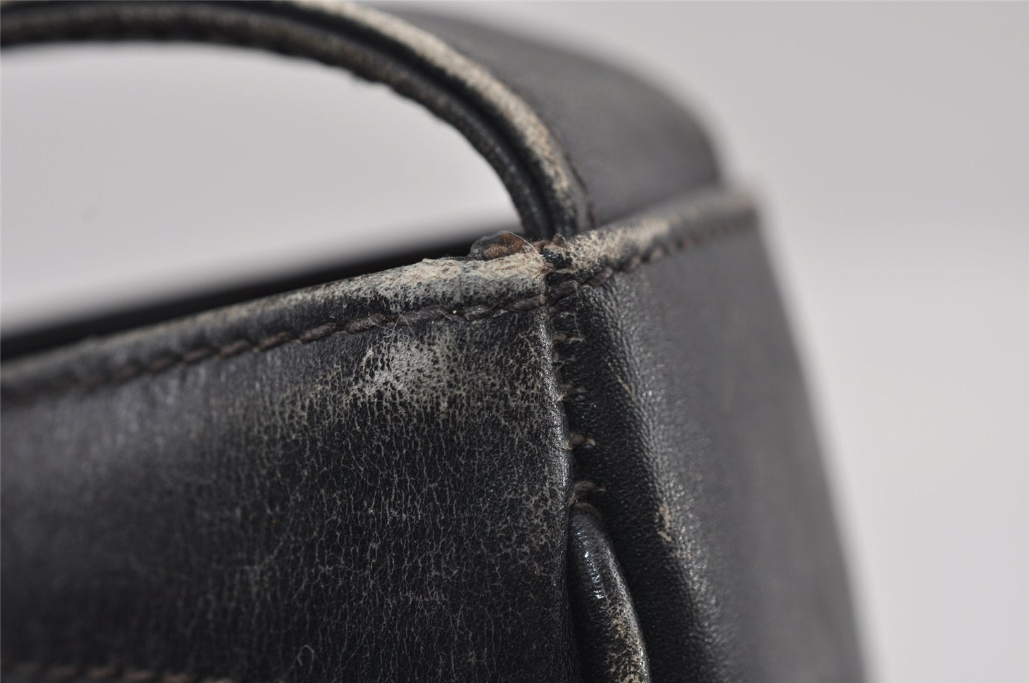 Authentic GUCCI Sherry Line Vintage Shoulder Bag Purse Leather Navy Blue 2932I