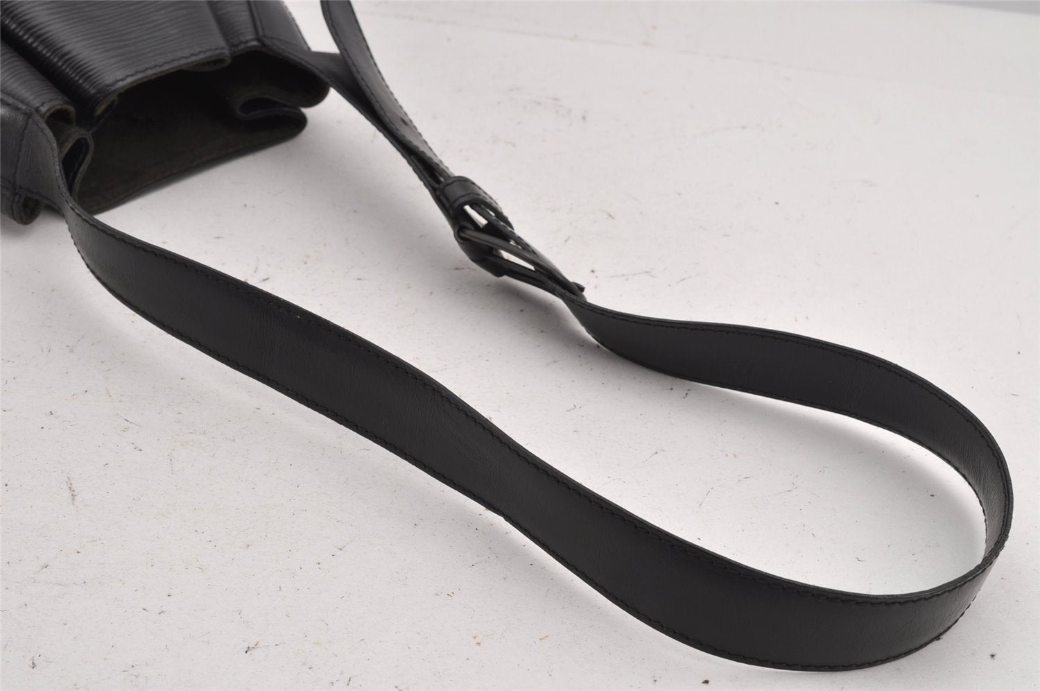 Auth Louis Vuitton Epi Sac De Paule PM Shoulder Cross Bag Black M80157 LV 2932K