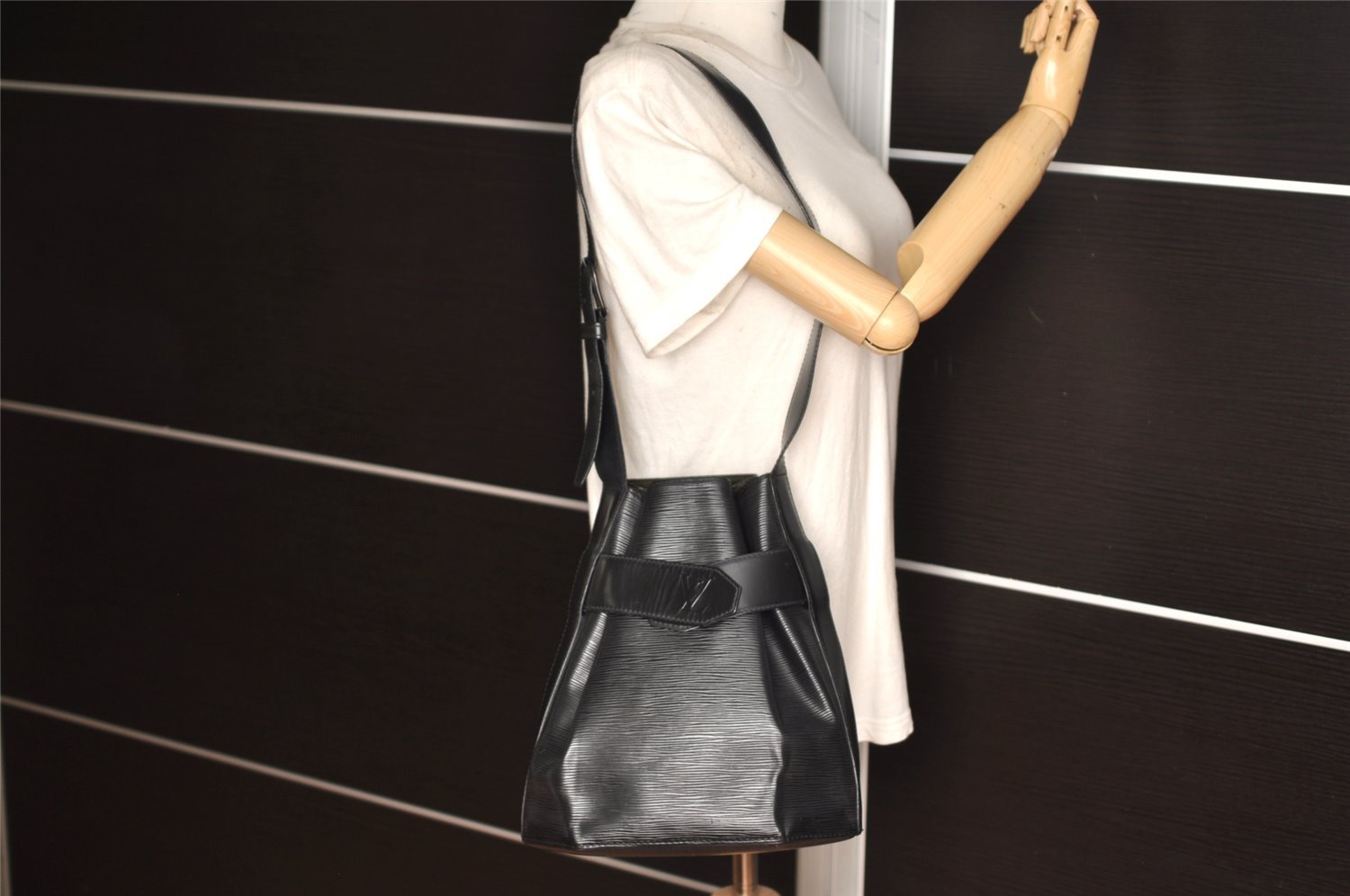 Auth Louis Vuitton Epi Sac De Paule PM Shoulder Cross Bag Black M80157 LV 2932K