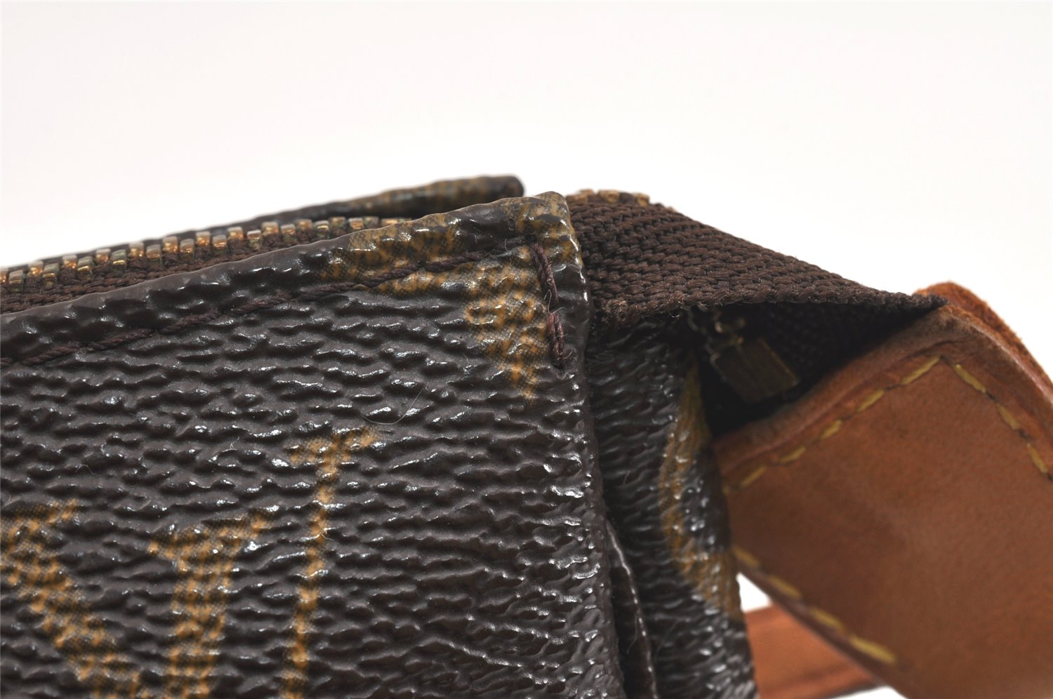 Authentic Louis Vuitton Monogram Pochette Accessoires Pouch M51980 LV 2933K