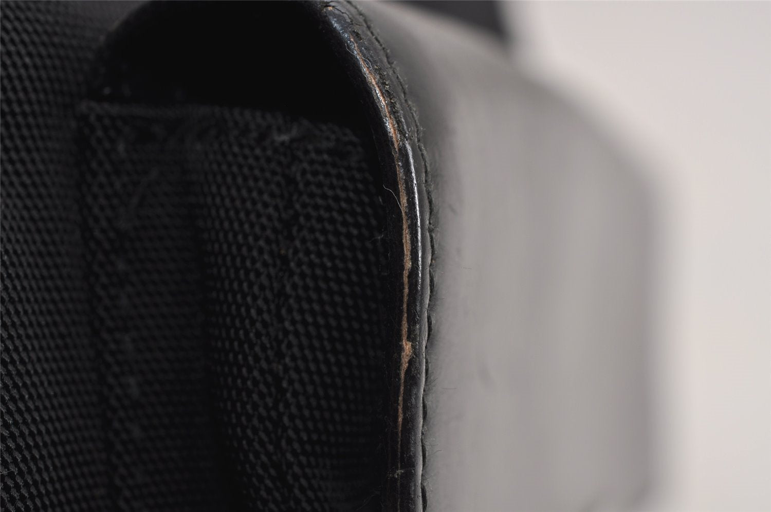 Authentic GUCCI Vintage Shoulder Bag Purse Nylon Leather Black Junk 2937J