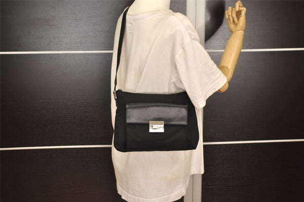 Authentic GUCCI Vintage Shoulder Bag Purse Nylon Leather Black Junk 2937J