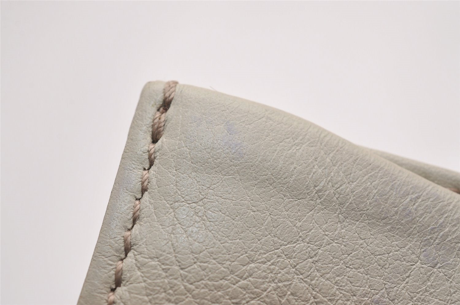 Authentic GUCCI New Britt Guccissima Card Case GG Leather 233184 White 2938J