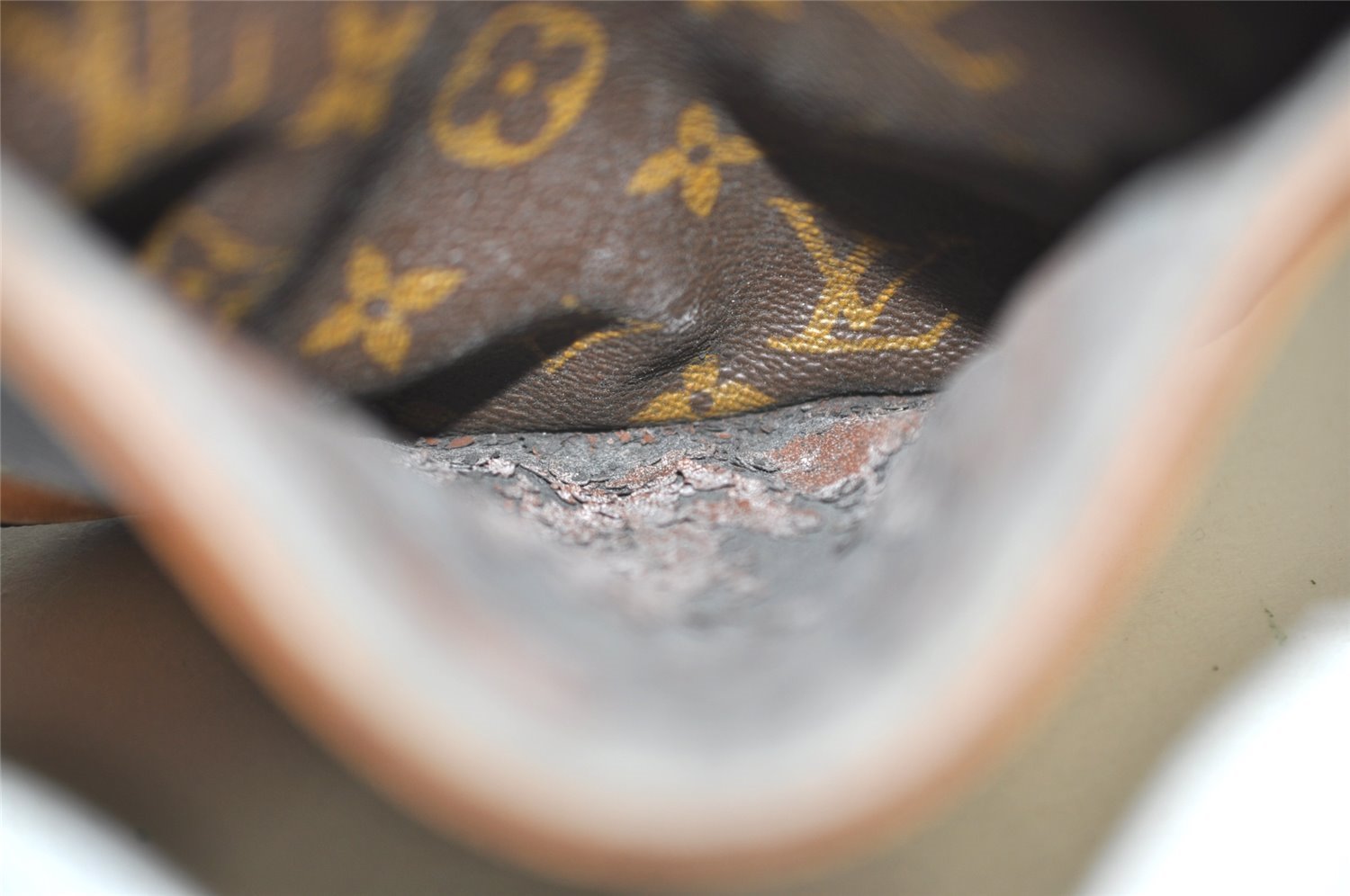 Authentic Louis Vuitton Monogram Danube Shoulder Crossbody Bag M45266 Junk 2939I