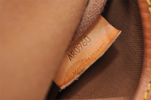 Authentic Louis Vuitton Monogram Saumur 30 Shoulder Cross Bag M42256 LV 2941I