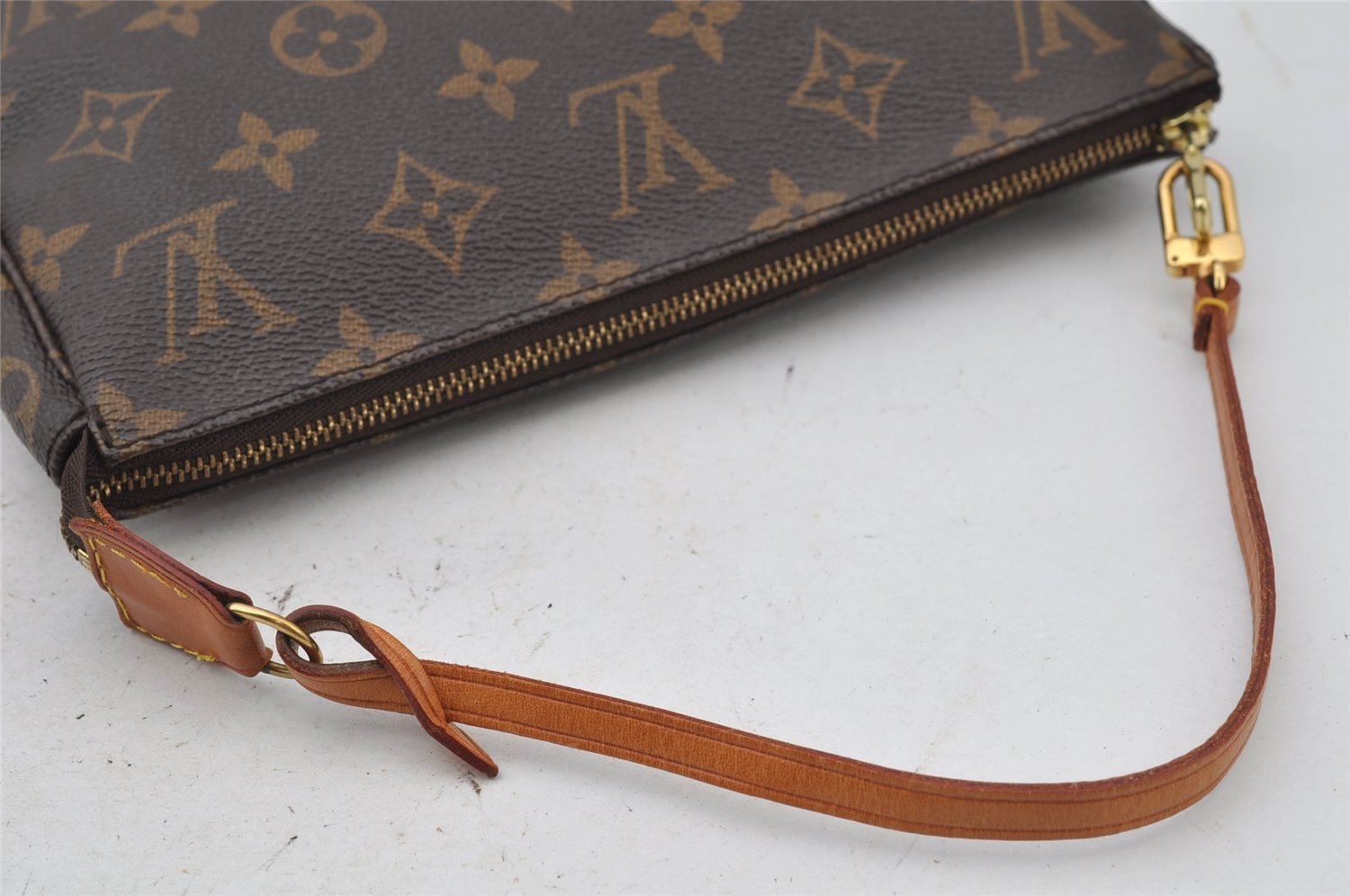 Authentic Louis Vuitton Monogram Pochette Accessoires Pouch M51980 LV 2942J