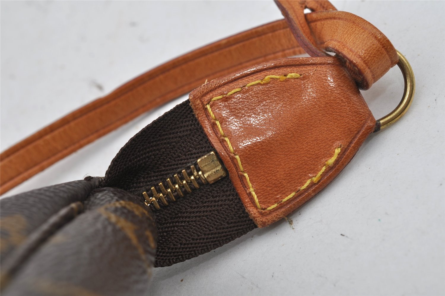 Authentic Louis Vuitton Monogram Pochette Accessoires Pouch M51980 LV 2942J