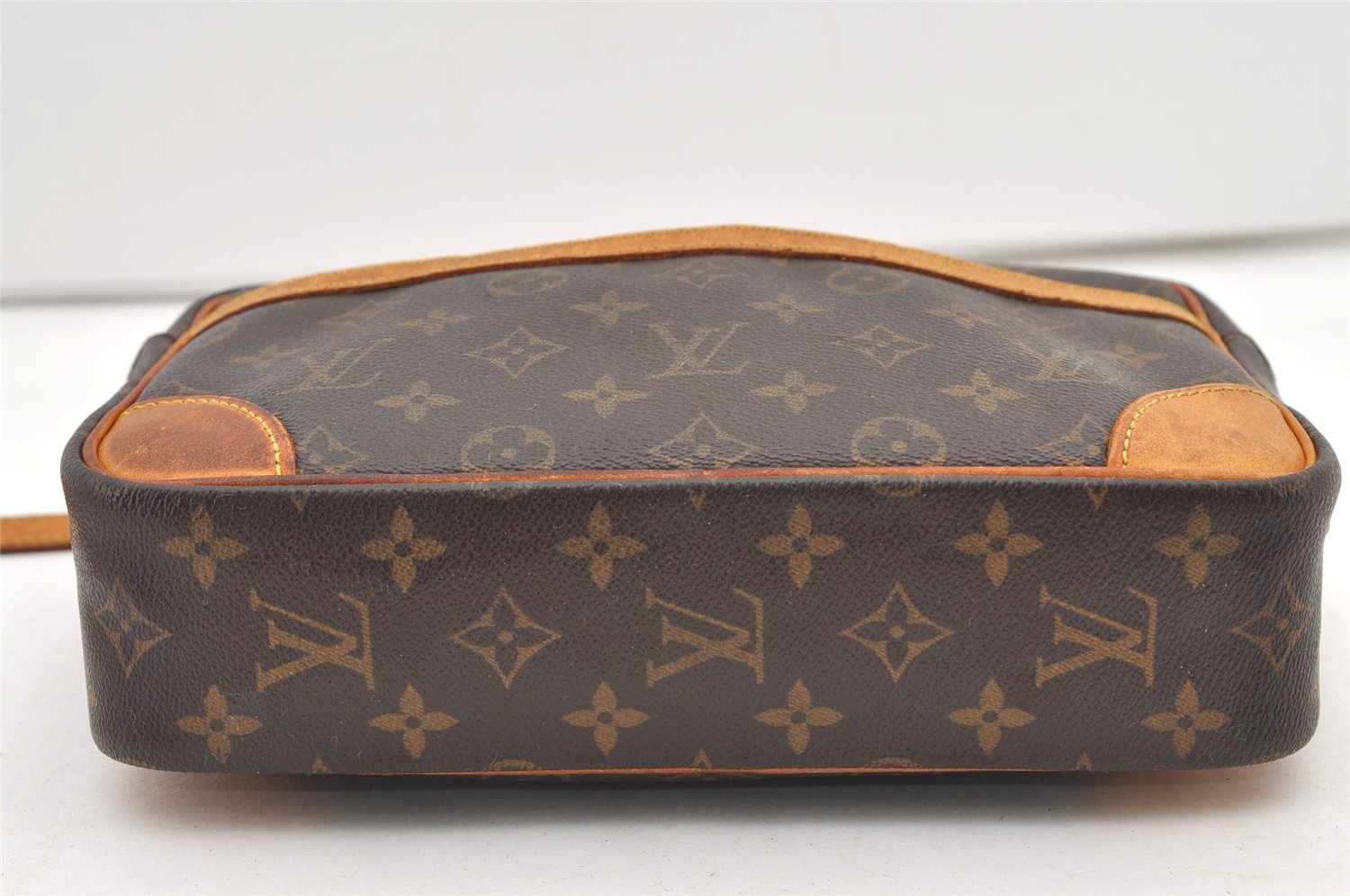 Authentic Louis Vuitton Monogram Trocadero 27 Shoulder Bag M51274 Junk 2943J