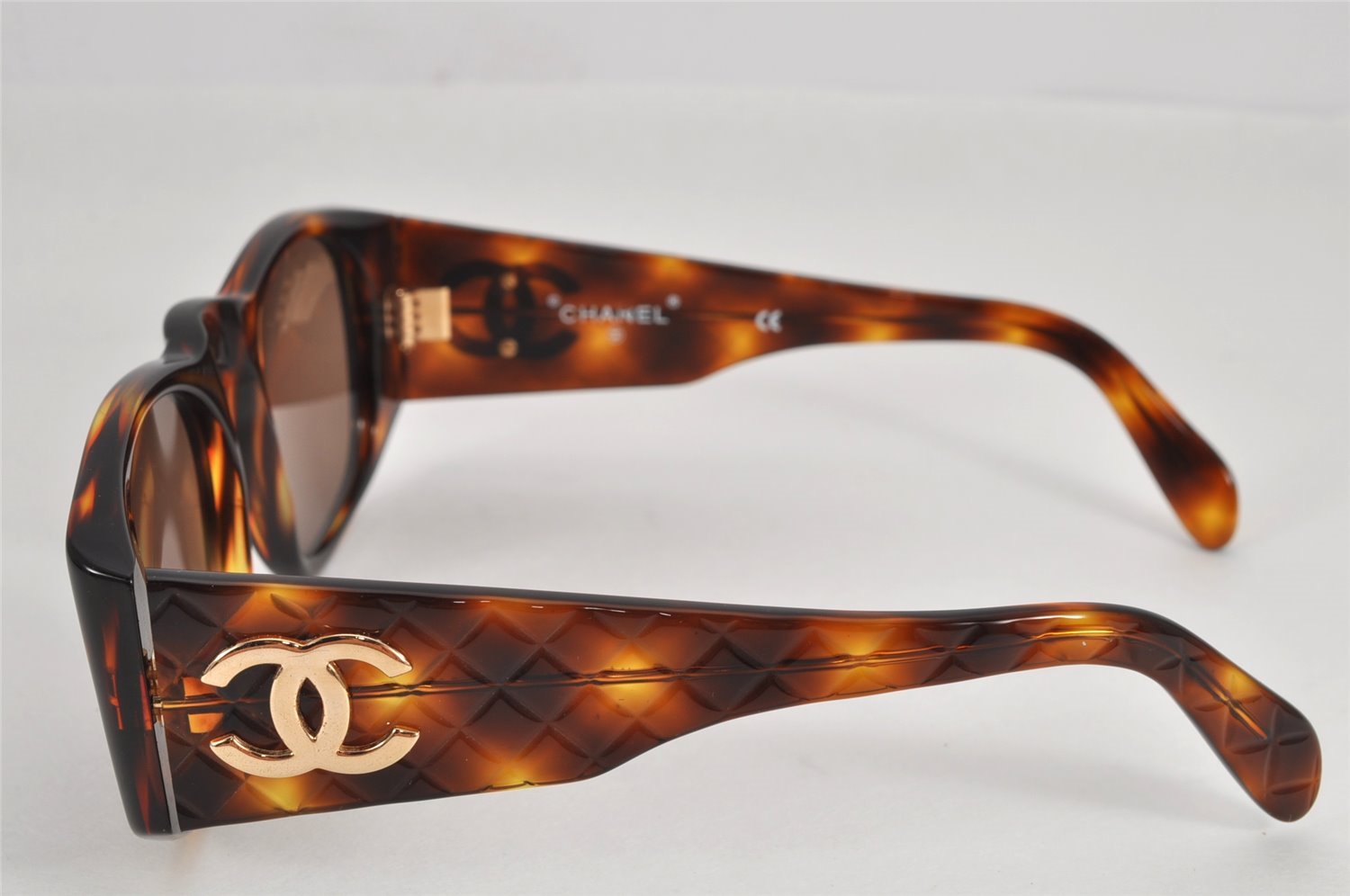 Auth CHANEL Matelasse Sunglasses Tortoise Shell CC 01450 Plastic Brown 2945K