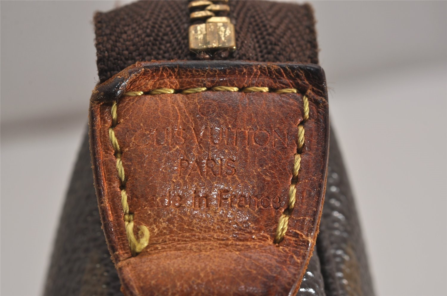 Authentic Louis Vuitton Monogram Pochette Accessoires Pouch M51980 LV 2947J