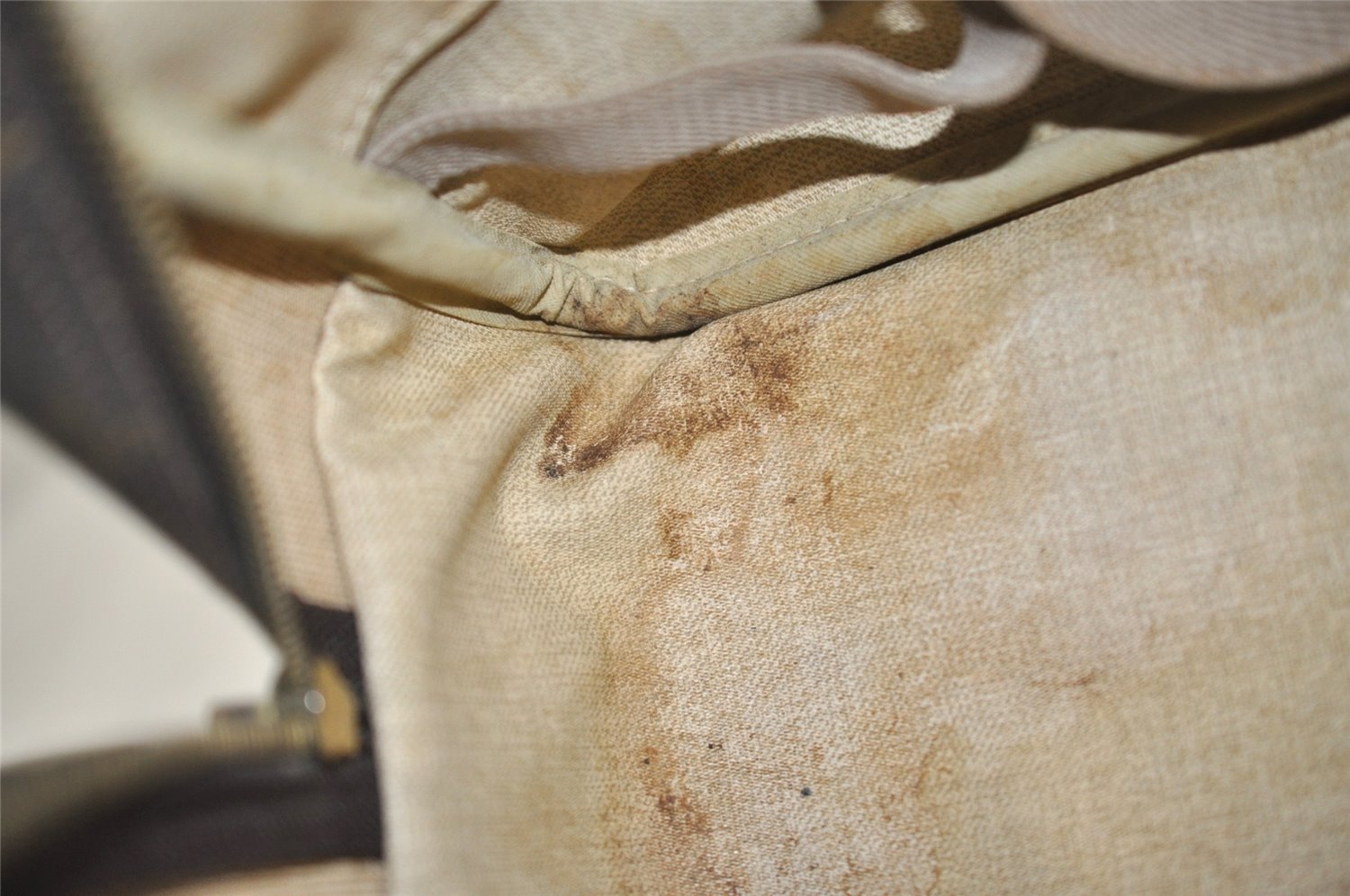 Authentic Louis Vuitton Monogram Deauville Hand Bag M47270 LV 2948I