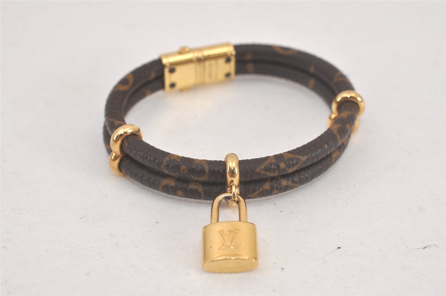 Authentic Louis Vuitton Monogram Bracelet Keep It Twice 17 M6640F LV Box 2952L