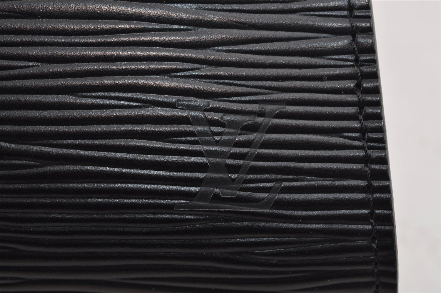 Authentic Louis Vuitton Epi Arts Deco Clutch Hand Bag Black M52632 LV 2962J