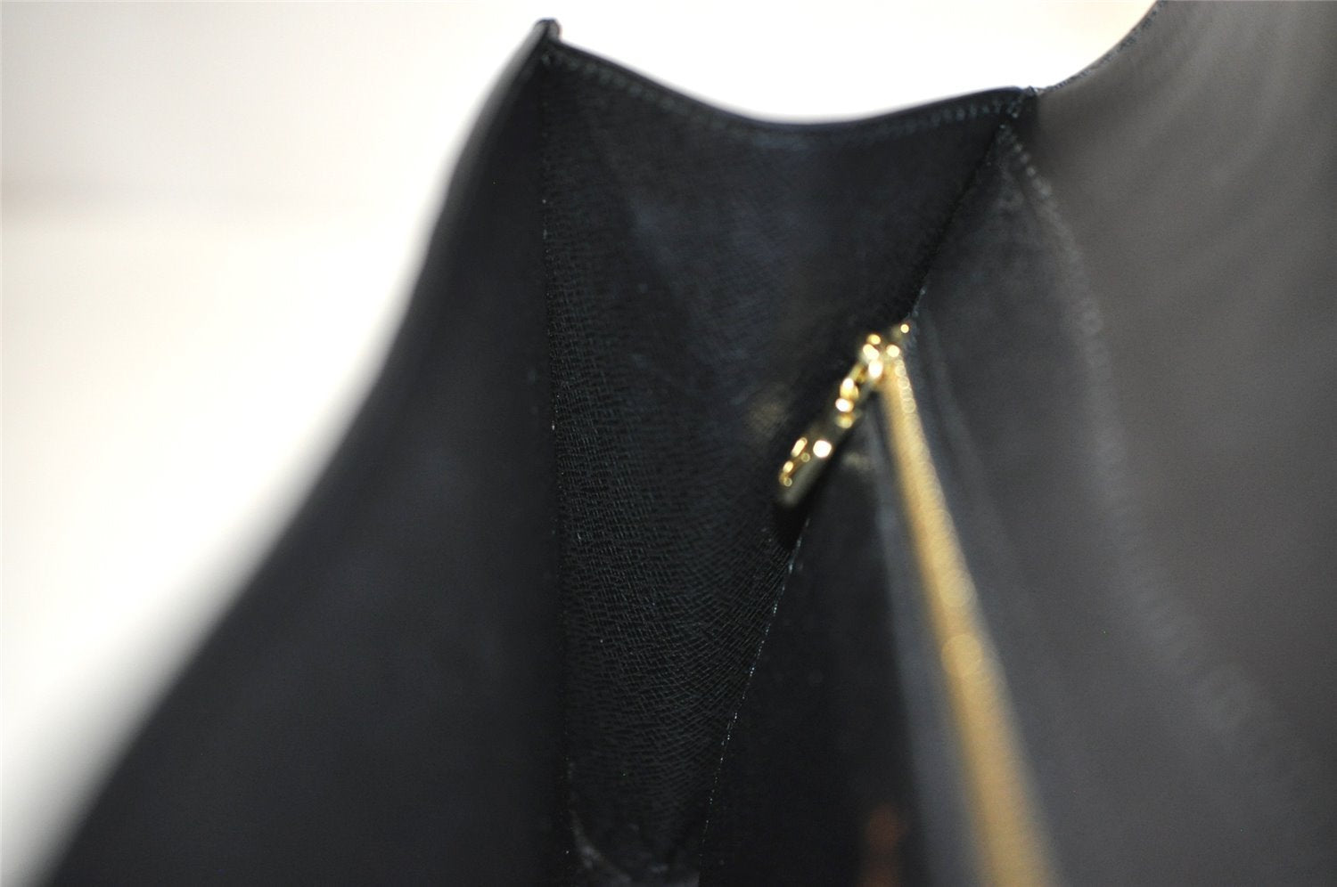 Authentic Louis Vuitton Epi Arts Deco Clutch Hand Bag Black M52632 LV 2962J