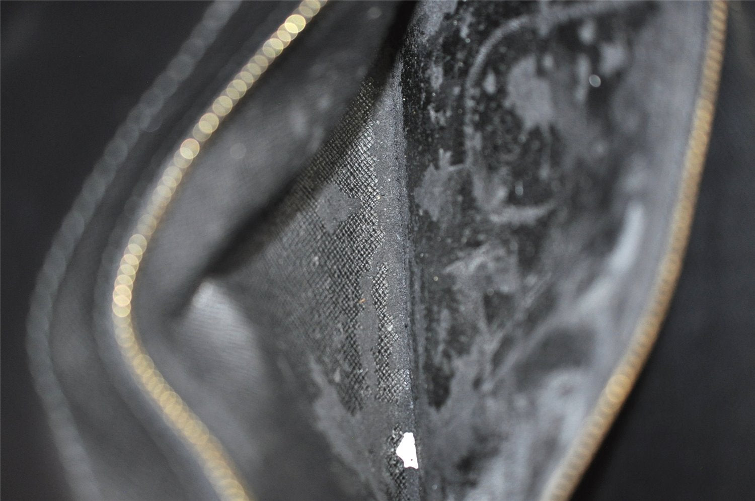 Authentic Louis Vuitton Epi Arts Deco Clutch Hand Bag Black M52632 LV 2962J