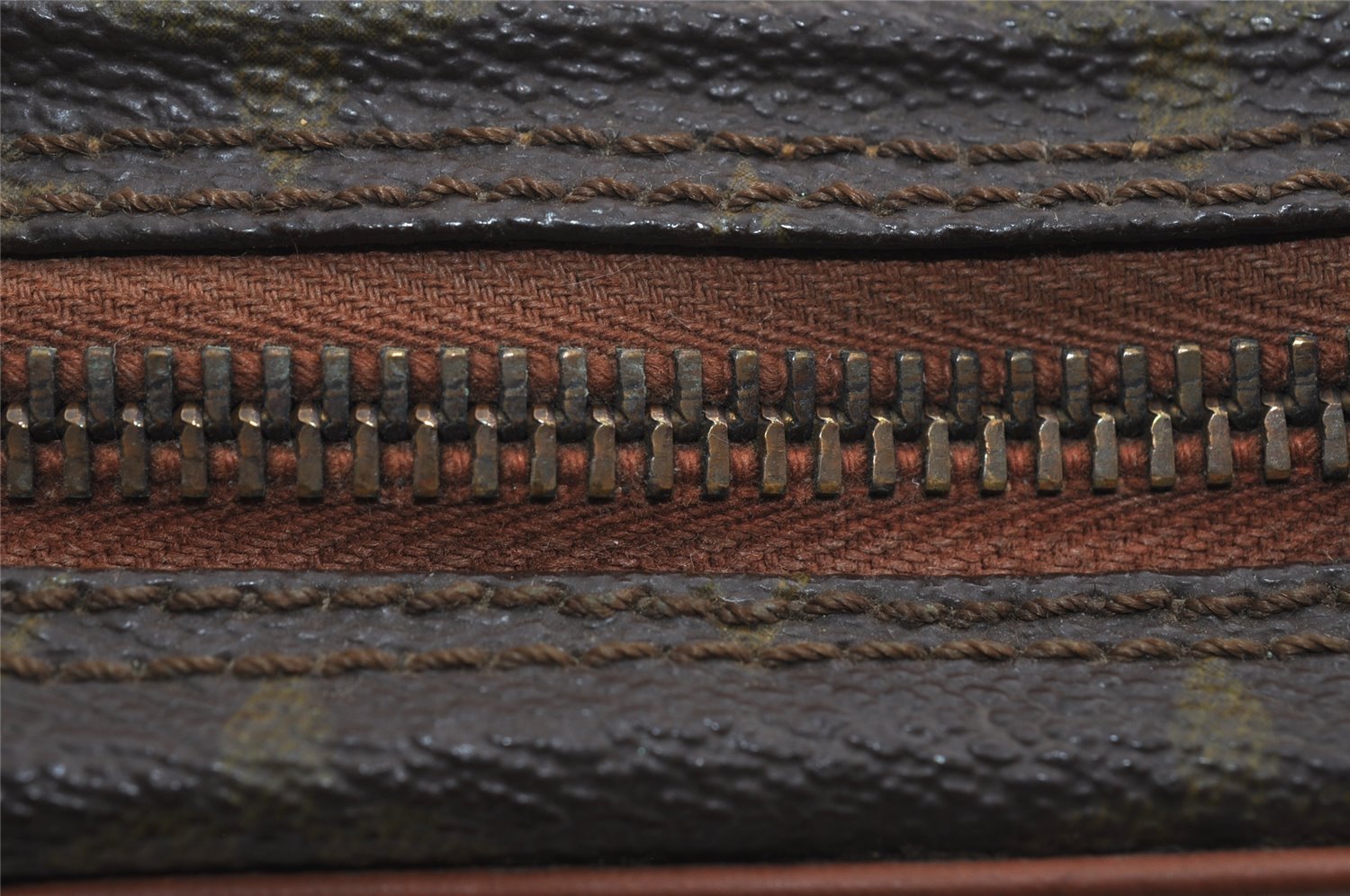 Authentic Louis Vuitton Monogram Amazone Shoulder Cross Body Bag Old Model 2965I