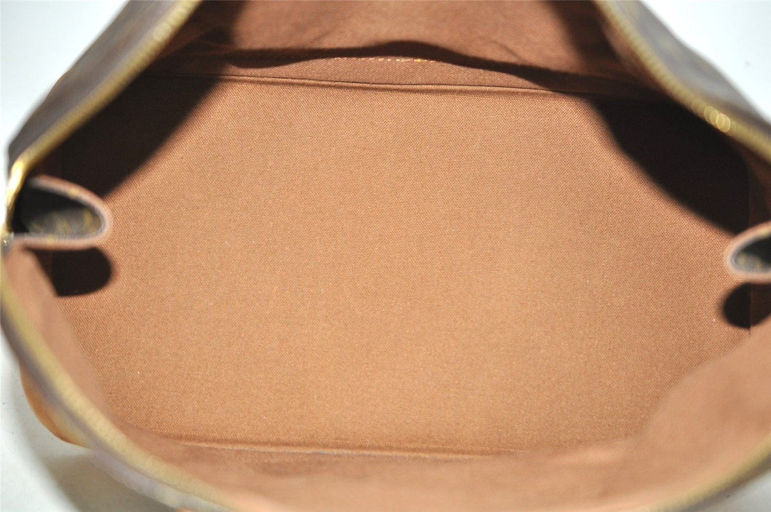 Authentic Louis Vuitton Monogram Alma Hand Bag Purse M51130 LV 2966J