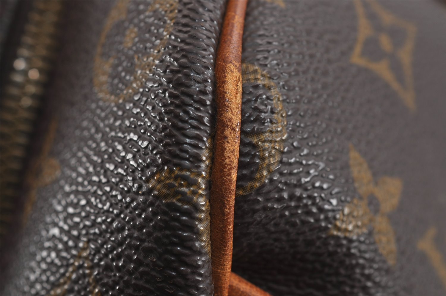 Authentic Louis Vuitton Monogram Deauville Hand Bag M47270 LV 2967J