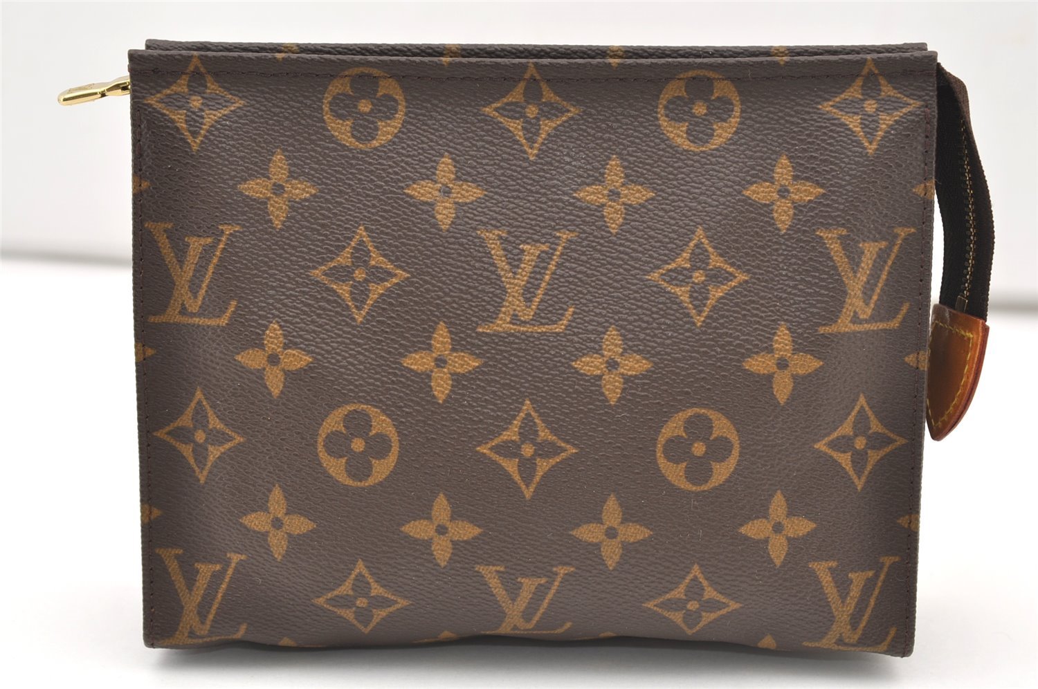 Authentic Louis Vuitton Monogram Poche Toilette 19 M47544 Cosmetics Pouch 2973J