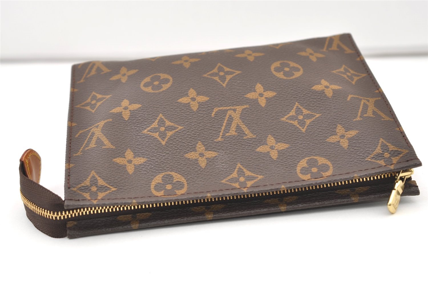 Authentic Louis Vuitton Monogram Poche Toilette 19 M47544 Cosmetics Pouch 2973J