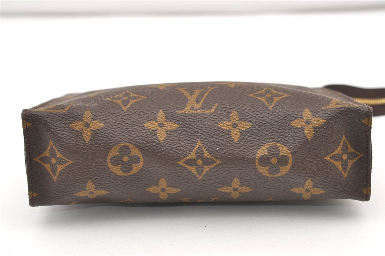 Authentic Louis Vuitton Monogram Poche Toilette 19 M47544 Cosmetics Pouch 2973J