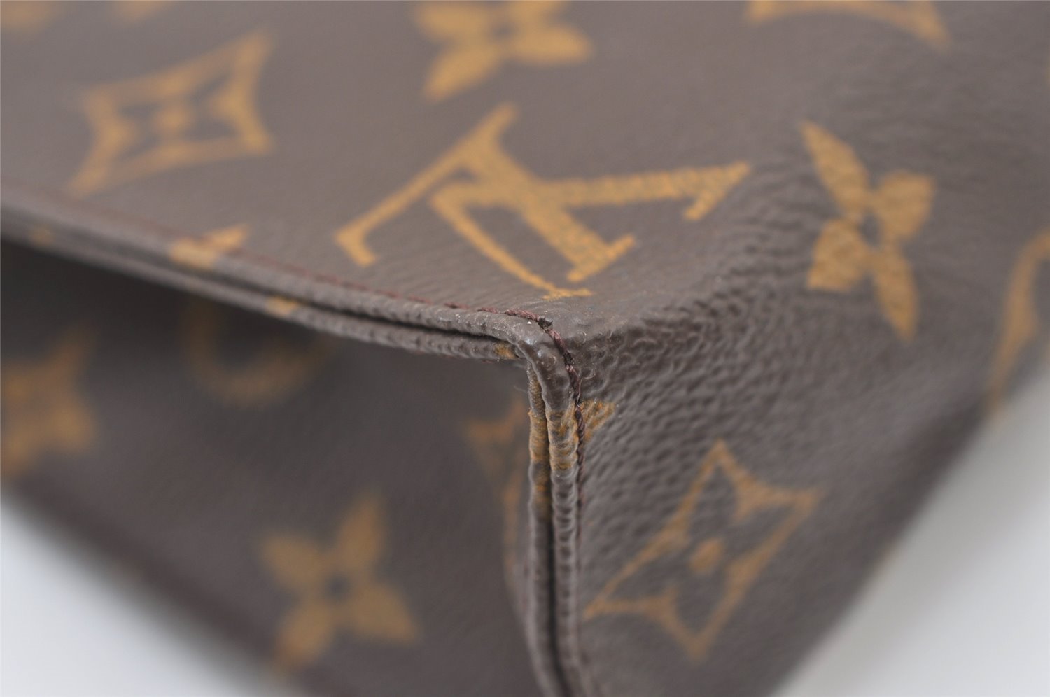 Authentic Louis Vuitton Monogram Poche Toilette 19 M47544 Cosmetics Pouch 2973J