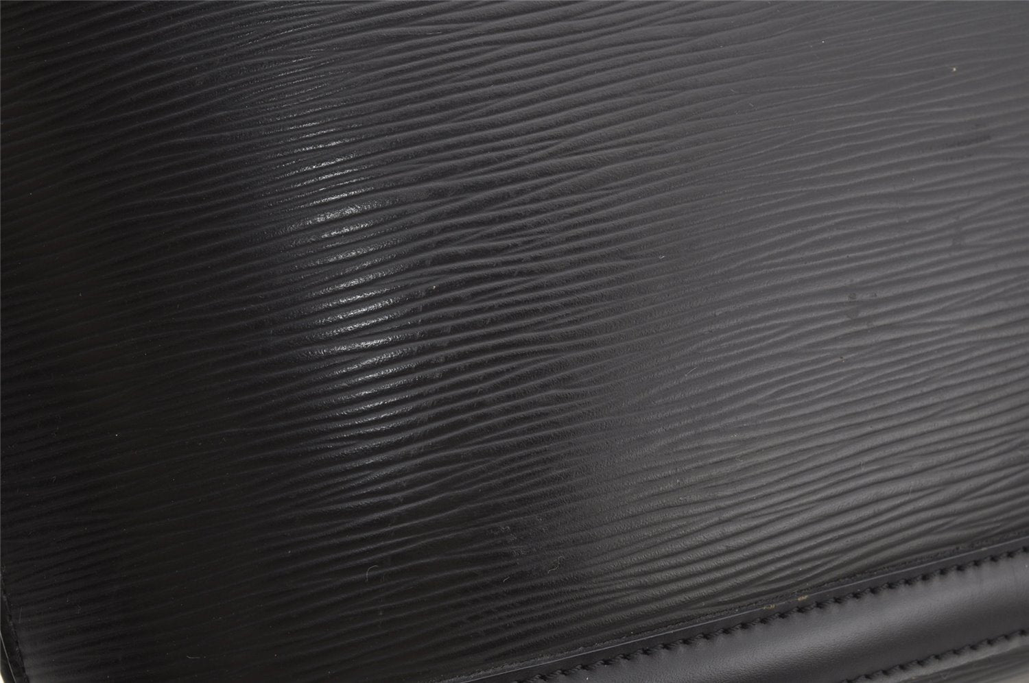 Authentic Louis Vuitton Epi Lussac Shoulder Tote Bag Black M52282 LV 2974J