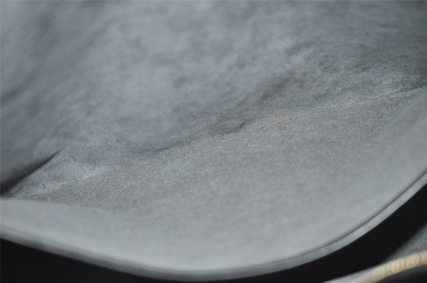 Authentic Louis Vuitton Epi Lussac Shoulder Tote Bag Black M52282 LV 2974J