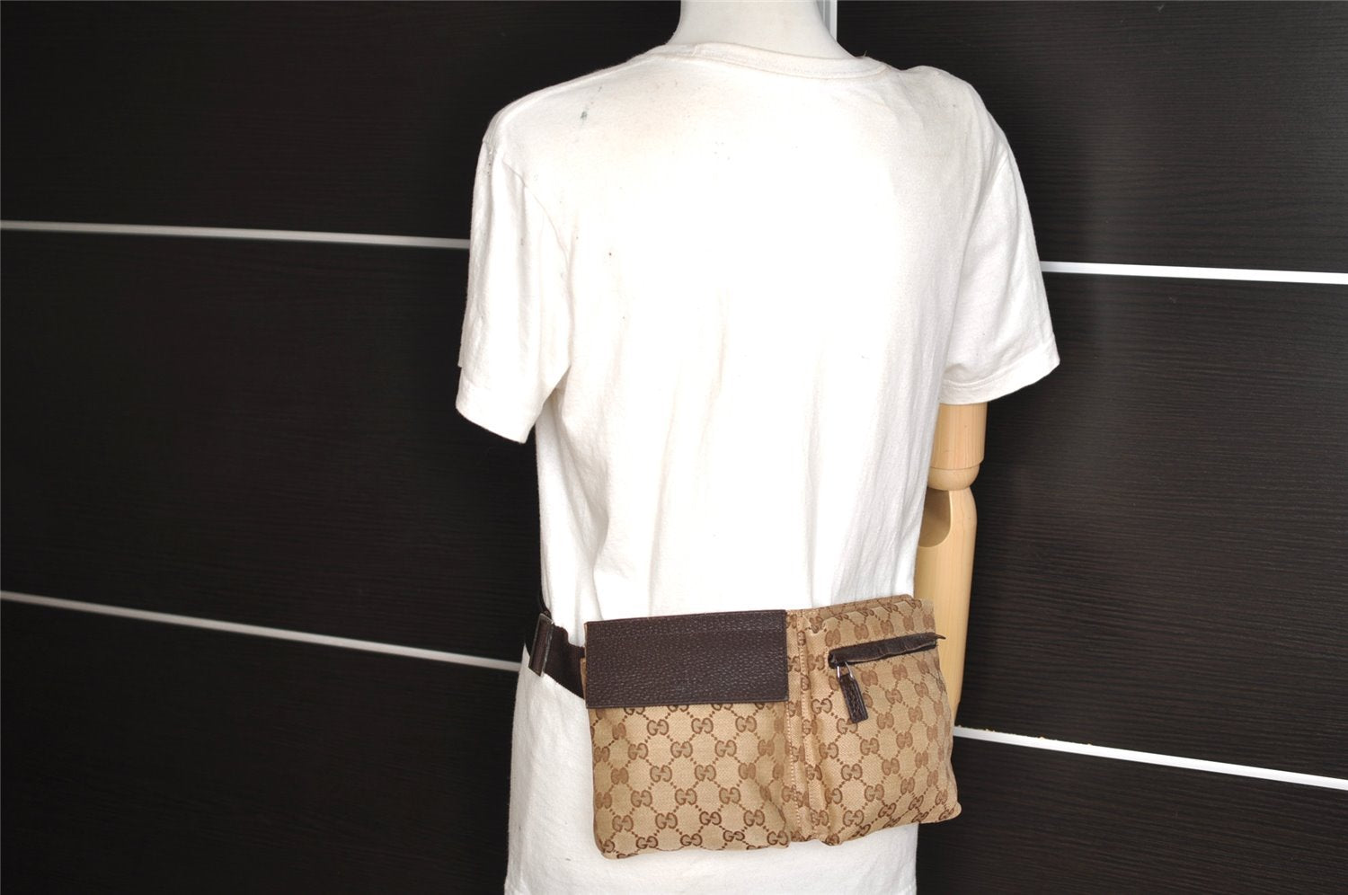 Authentic GUCCI Waist Body Bag Purse GG Canvas Leather 28566 Brown 2979J