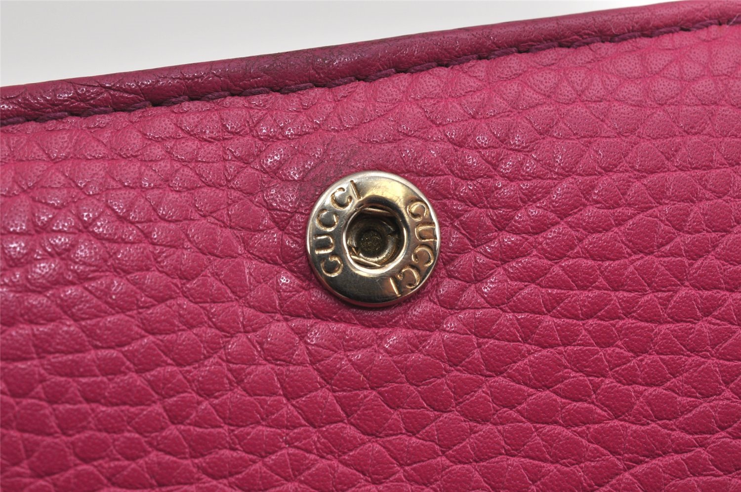 Authentic GUCCI SOHO Chain Shoulder Long Wallet Purse Leather 407041 Pink 2979K