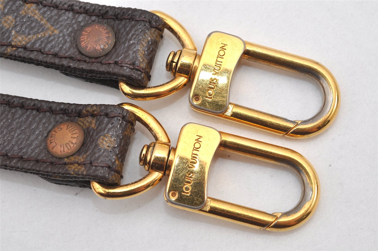 Authentic Louis Vuitton Monogram Shoulder Strap 46.9
